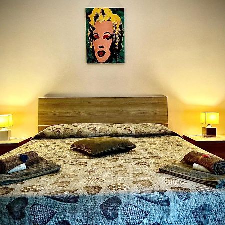 Tinashouse Apartment เวโรนา ภายนอก รูปภาพ