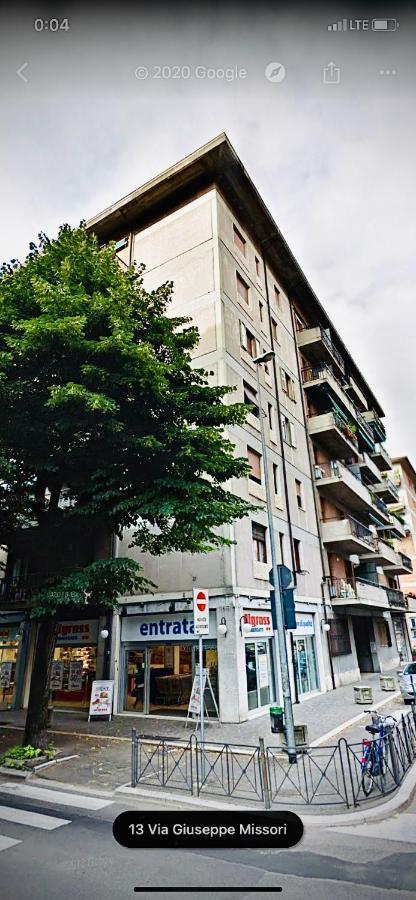Tinashouse Apartment เวโรนา ภายนอก รูปภาพ